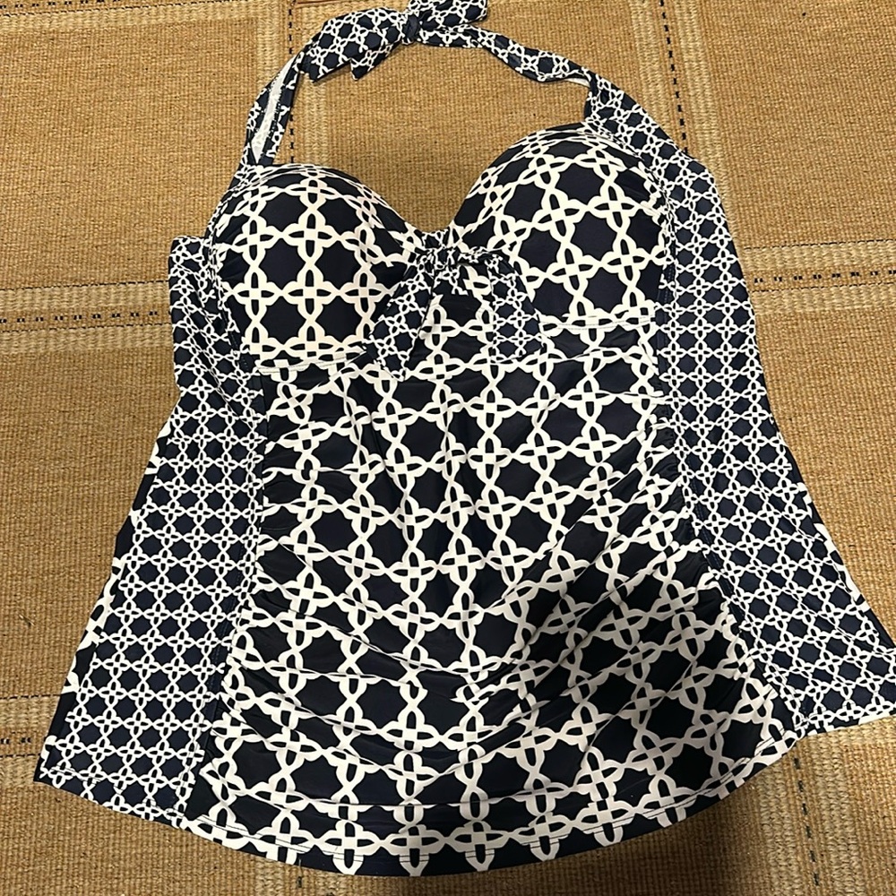 NWOT MERONA BATHING SUIT TOP